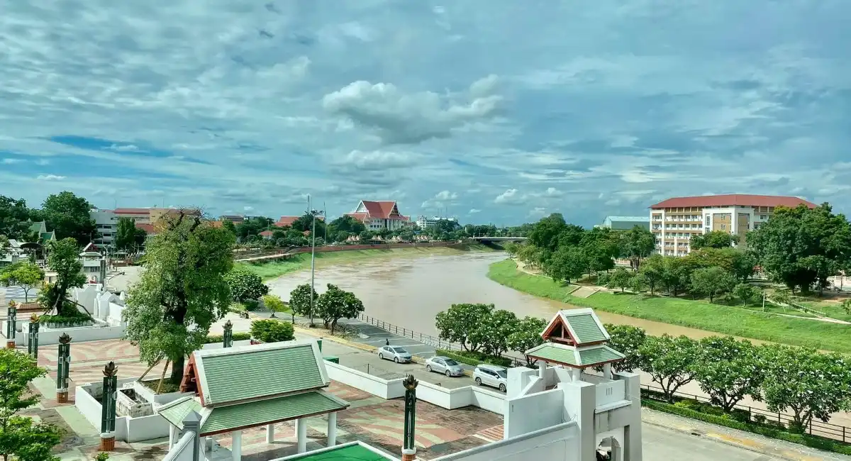 Wangchan Riverview Slide 1